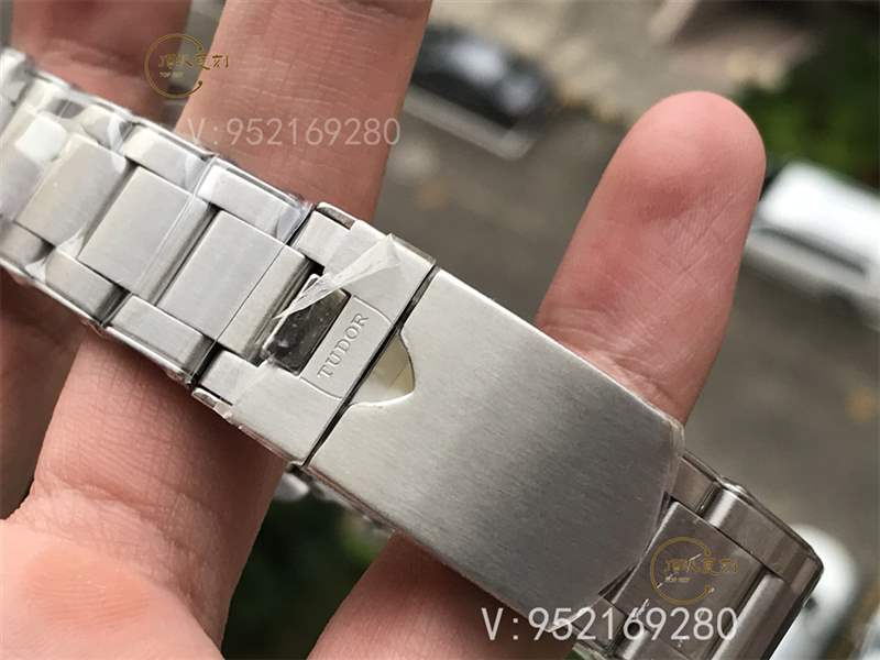 ZF厂帝舵碧湾M79030N腕表顶级复刻版本对比正品怎么样-复刻表
