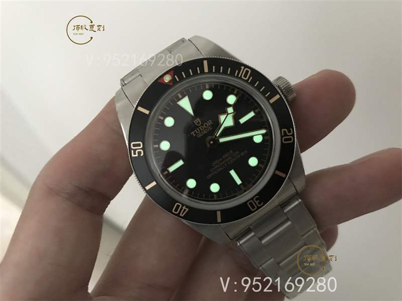 ZF厂帝舵碧湾M79030N腕表顶级复刻版本对比正品怎么样-复刻表