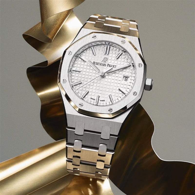 AP皇家橡树绝版15450ST手表最新行情蓝色面盘比灰银款贵2万美金-复刻表