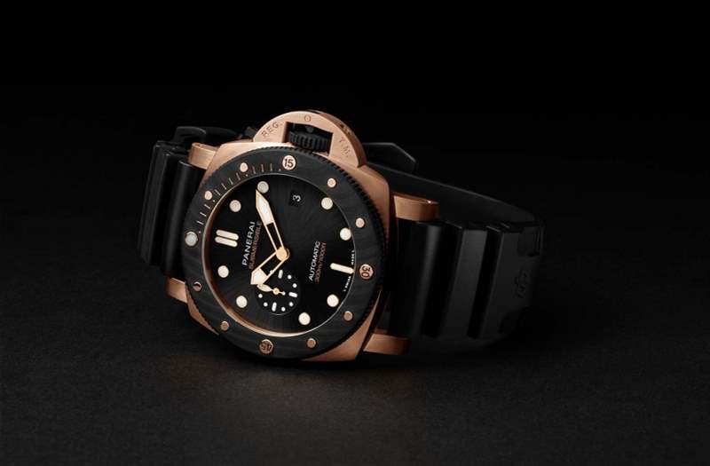 Panerai Submersible Goldtech Orocarbo大玩超抢眼红金X碳纤维造型