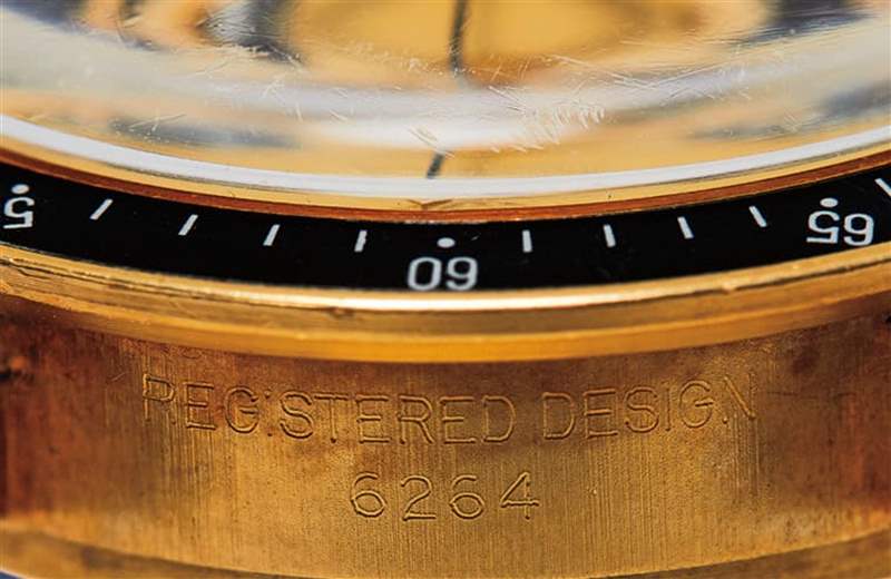 从外部零件可以看出半世纪前制作的手表，其作工与质感都与今日手表有别。 （Source：Phillips）