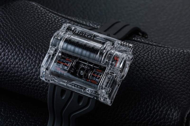 戴上法拉利?Hublot推出MP-07 40日鍊陀飛輪腕錶 戴上法拉利? Hublot推出MP-07 40日链陀飞轮腕表-复刻表
