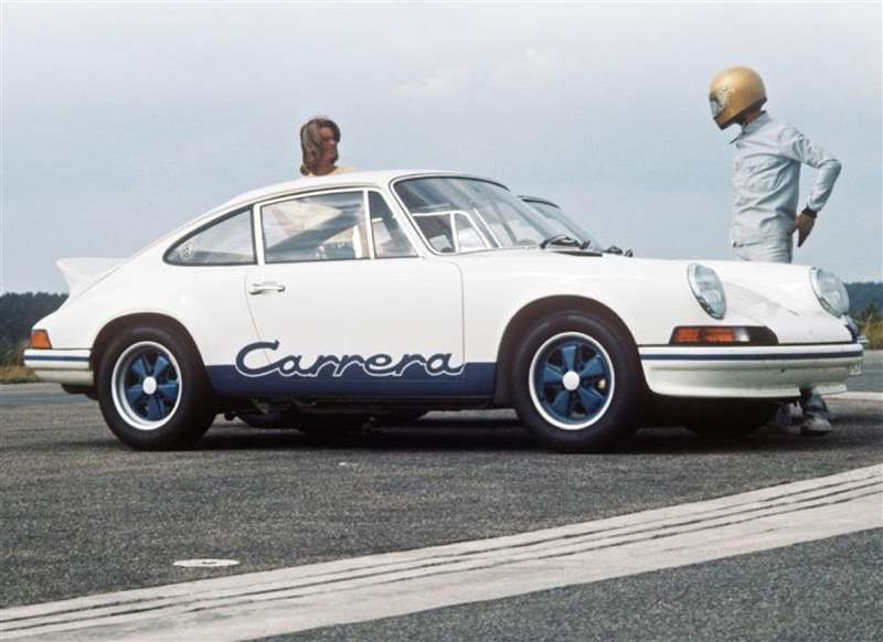 TAG Heuer联乘Porsche Carrera五十周年限量版致敬终极赛车精神-复刻表