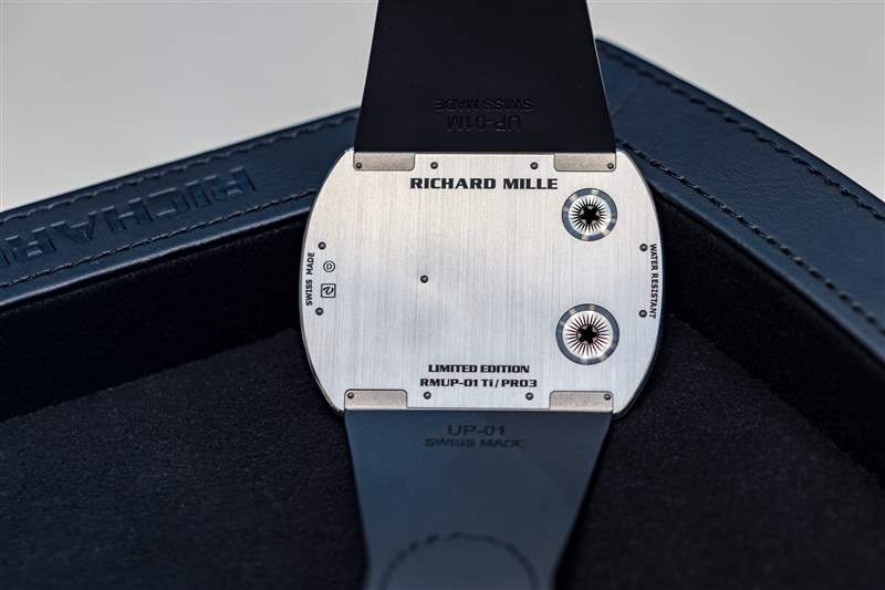 亲身体验佩戴世界上最薄的手表 Richard Mille RM UP-01 的感觉-复刻表