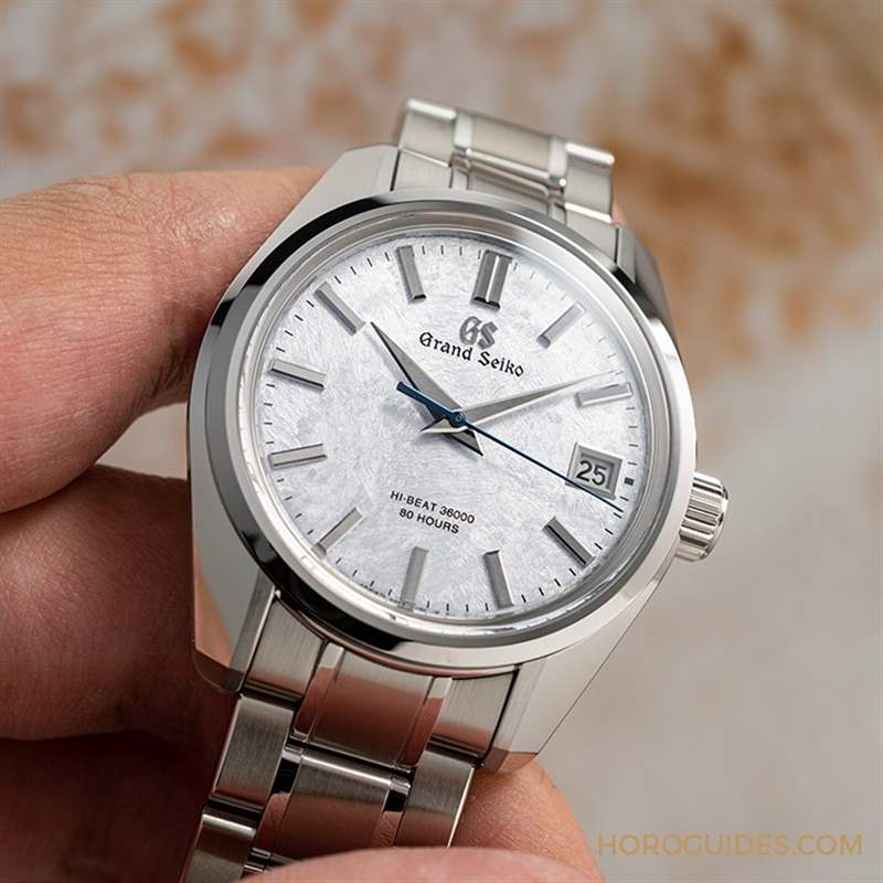 GRAND SEIKO - 【GS Talks】Grand Seiko绝美冰蓝面： 44GS周年纪念表款SLGH013、SBGY009