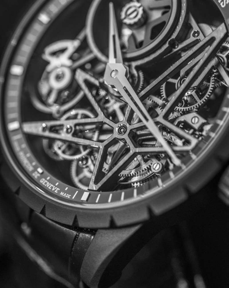 Roger-Dubuis-Excalibur-42-Automatic-Skeleton-16 罗杰杜彼