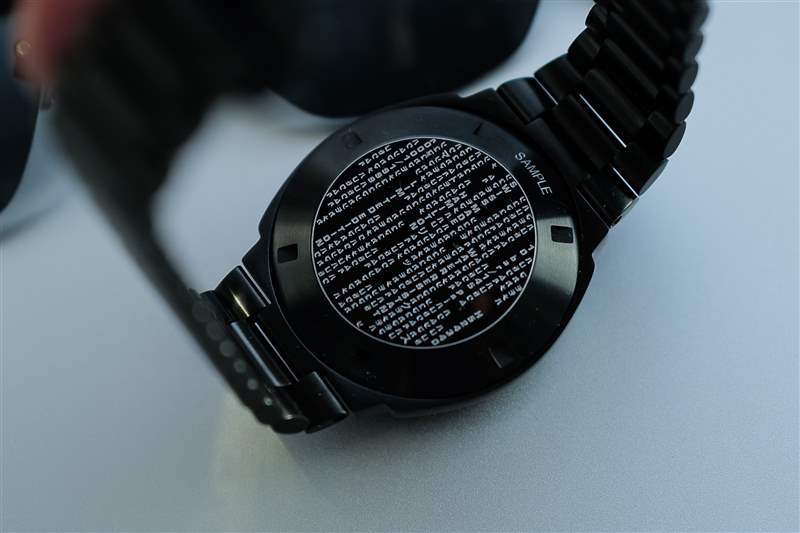 亲身体验我们参加了“黑客帝国”首映式，并在大屏幕上看到了一些汉密尔顿手表-复刻表