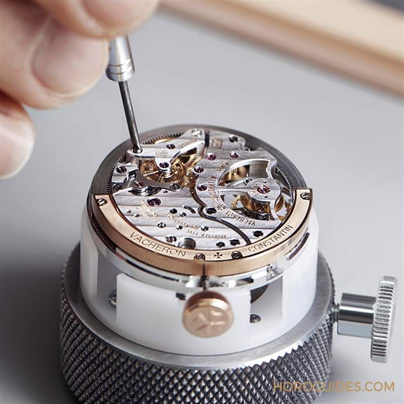 VACHERON CONSTANTIN - 龙凤戏珠，江诗丹顿Traditionnelle陀飞轮腕表