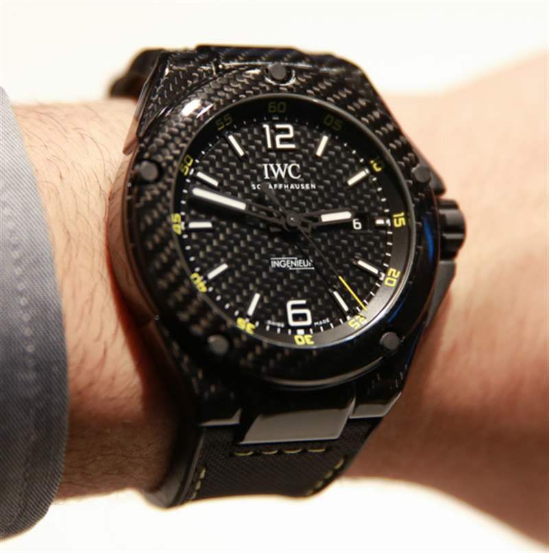 IWC 万国表碳纤维和陶瓷工程师腕表 15