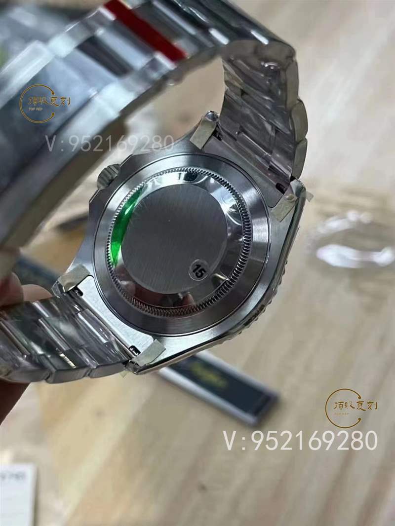 VS厂新品劳力士40灰蓝游艇「丹东3235机芯」手表做工评测-复刻表