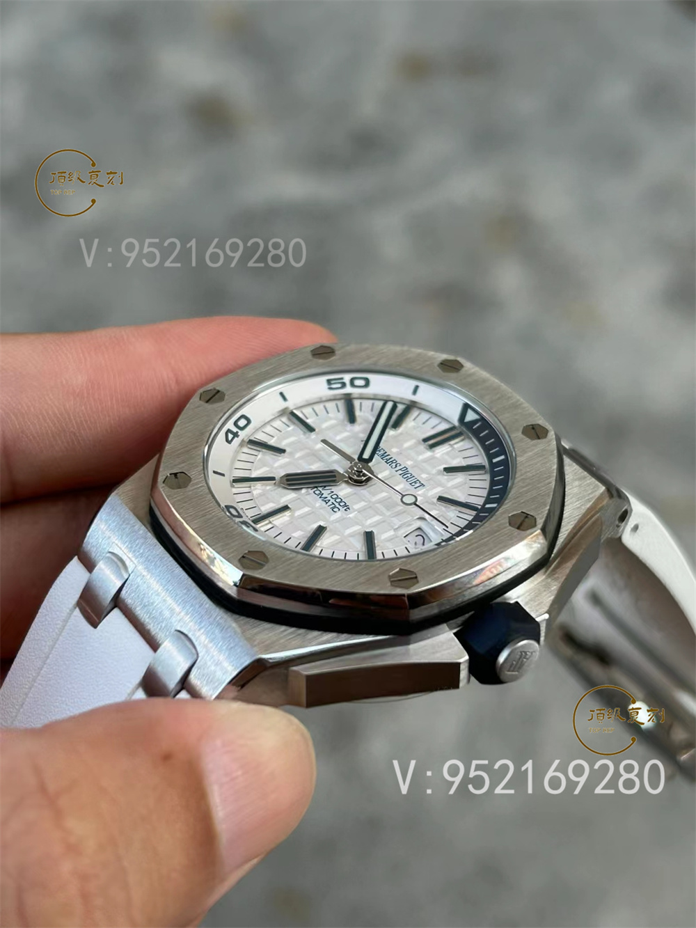 APS厂爱彼AP15710新配色绿/白盘一体机做工怎么样-复刻表