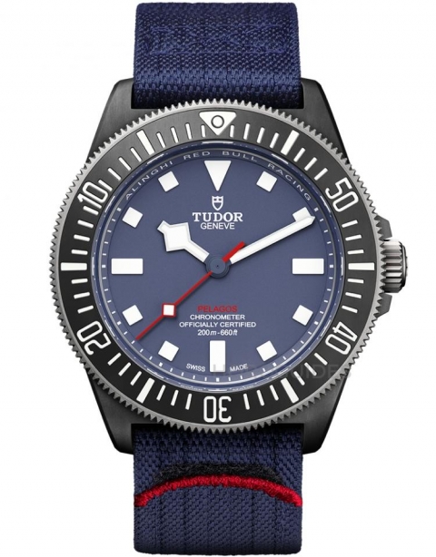 TUDOR - 帝舵第一款碳复合材质腕表TUDOR Pelagos FXD，是否会成为劳力士试金石？