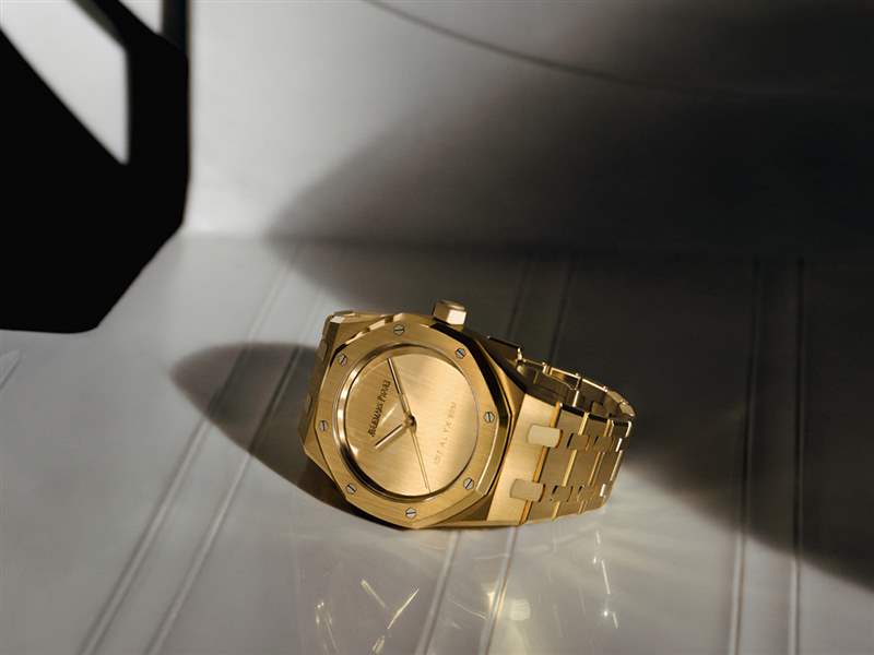 爱彼 (Audemars Piguet) 刚刚与 1017 ALYX 9SM 推出全新合作款 — 打造 4 款全新腕表