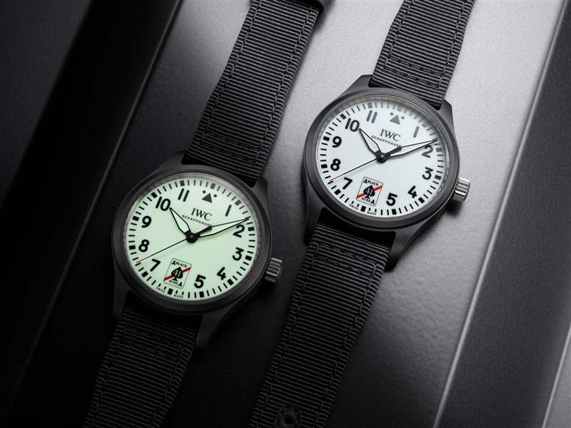 IWC万国推出Pilot’s Watch Automatic 41 Black Aces黑桃A特别版腕表:夜光表盘-复刻表