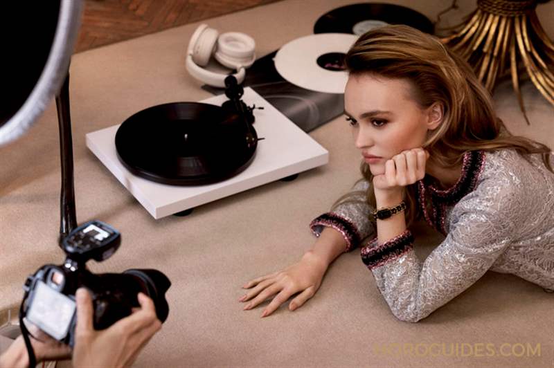 CHANEL Première腕表-原创款形象大使,为什么是Lily-Rose Depp?-复刻表
