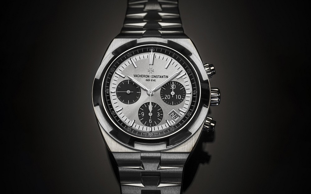 江诗丹顿推出Overseas Chronograph Panda Dial熊猫盘计时码表-复刻表