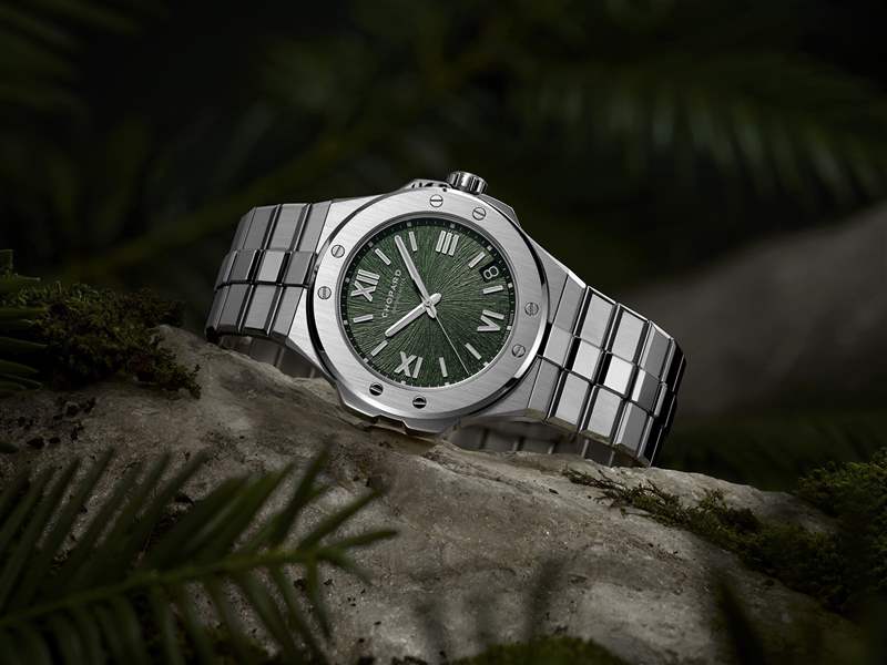 Chopard推出Alpine Eagle系列腕表新作:绿色表盘,33mm女士腕表 Chopard推出Alpine Eagle系列腕表新作:绿色表盘,33mm女士腕表-复刻表