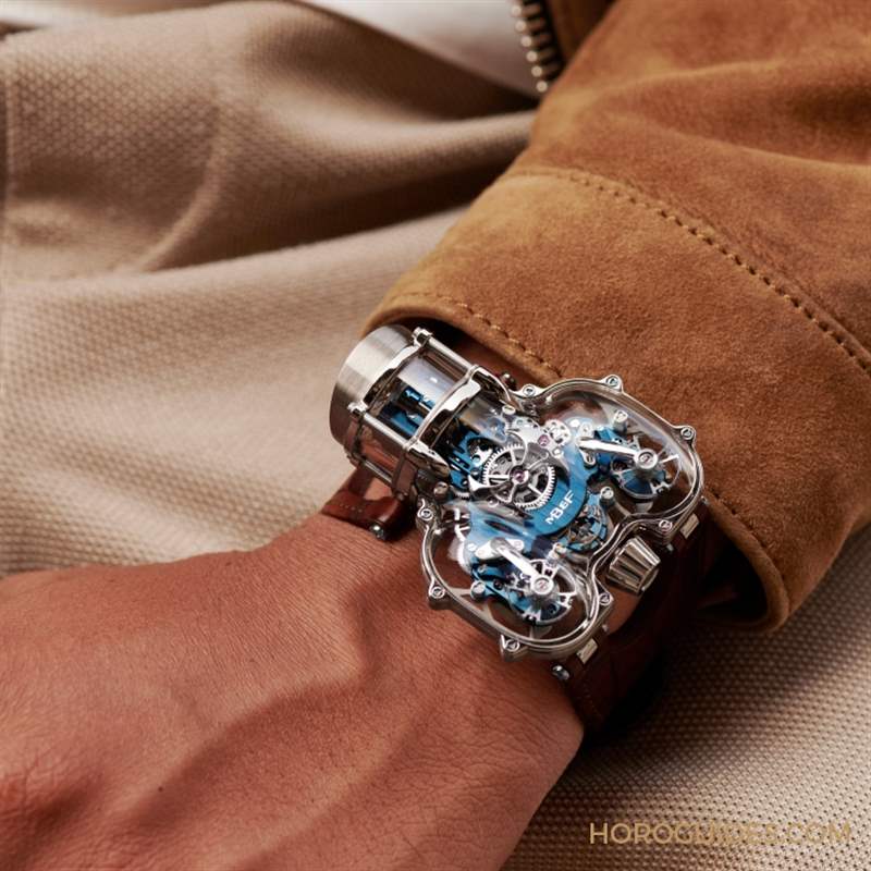 最美機芯雙色齊發|MB&F HM9 Sapphire Vision-復刻表