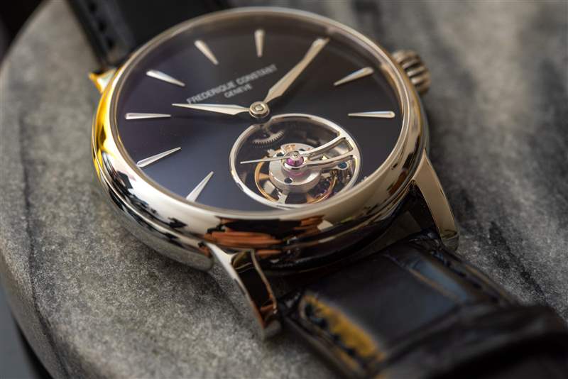 手表评论:康斯登制造经典陀飞轮周年纪念手表售价15695美元-复刻表