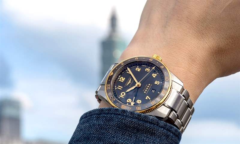 为此地与彼时,都镀上Golden Hour:浪琴表Spirit Zulu Time,新增18K黄金细节-复刻表