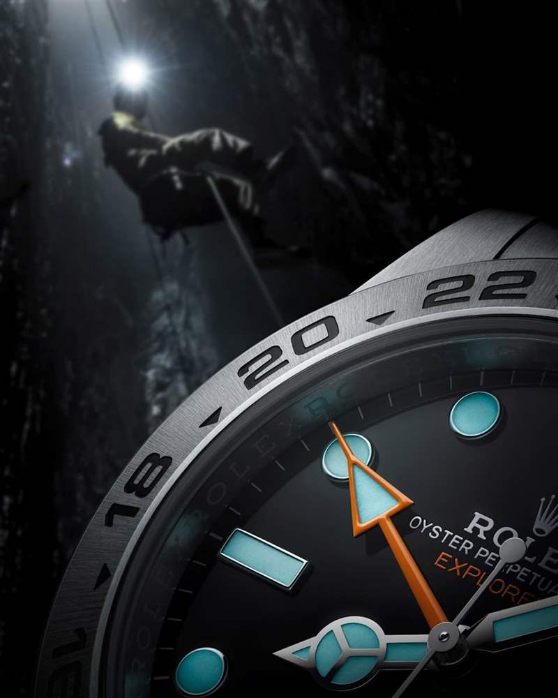ROLEX Explorer II手表最新行情勞力士探二黑、白面溢價相差4%-復刻表