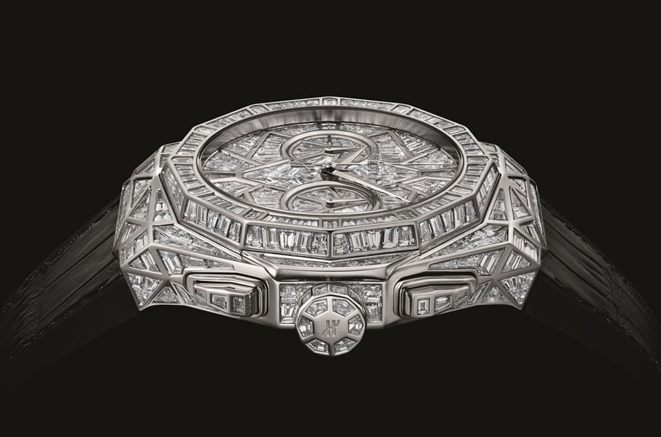 HUBLOT高订制钻表盛大来台展出总价上亿掀起奢华运动表风潮-复刻表