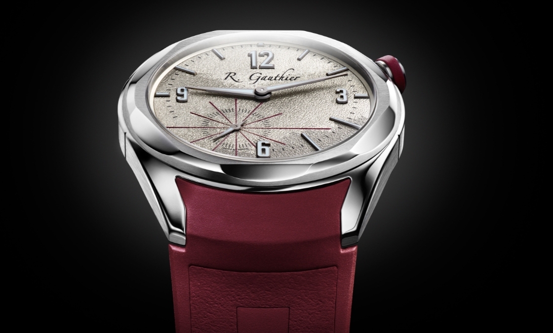 ROMAIN GAUTHIER - Romain Gauthier C系列推出第五代钛金属新作! 独特的手工凿刻纹理香槟面
