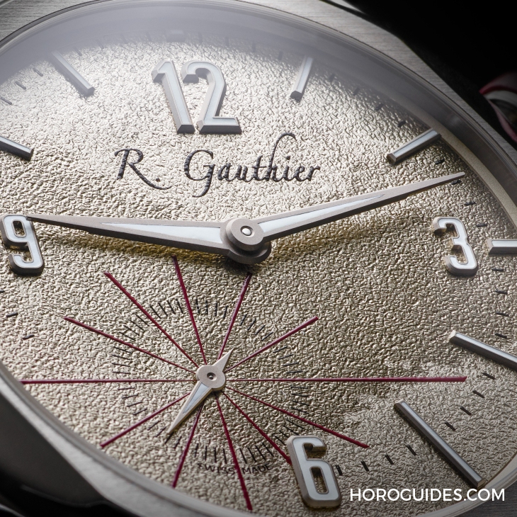 ROMAIN GAUTHIER - Romain Gauthier C系列推出第五代钛金属新作! 独特的手工凿刻纹理香槟面