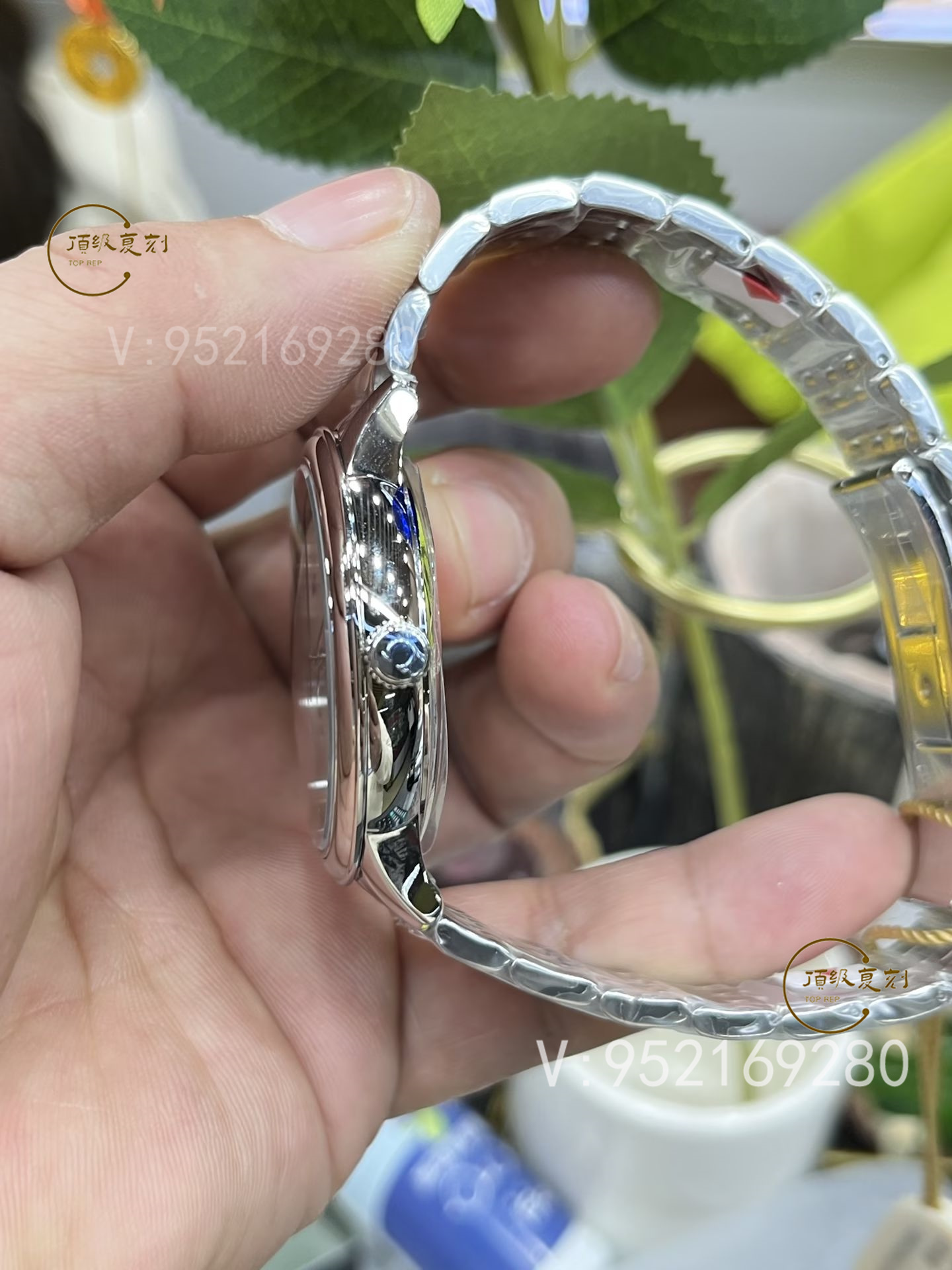 KY厂新款8800机芯欧米茄三代蝶飞做工怎么样-复刻表