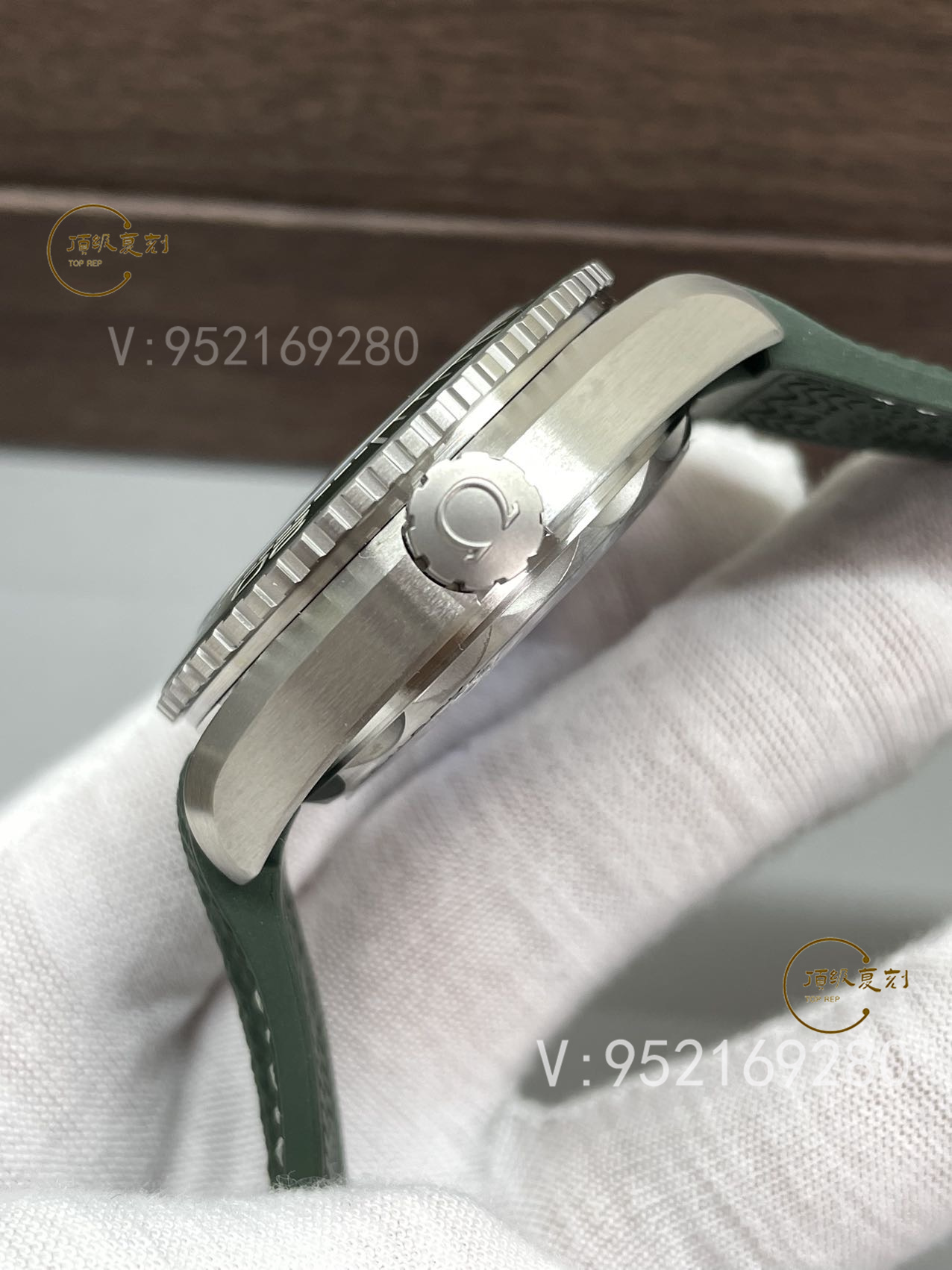 VS厂欧米茄新品海马600m系列手表绿圈磨砂盘,型号215.32.44.21.06.001-复刻表