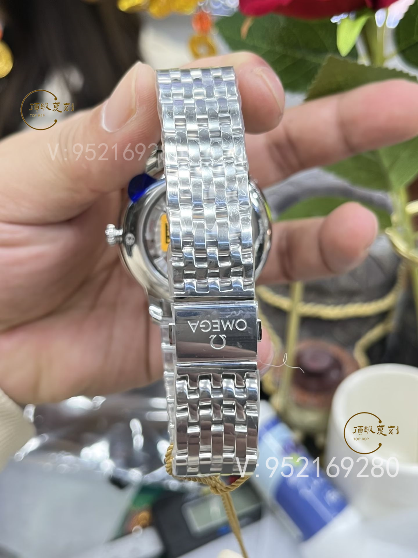 KY厂新款8800机芯欧米茄三代蝶飞做工怎么样-复刻表